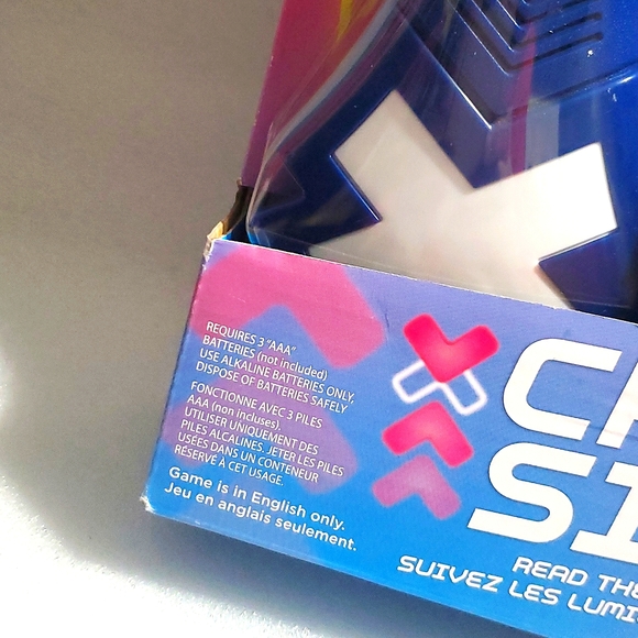 Crossed Signals Game -New! Mattel Games Damaged box - Picture 4 of 8